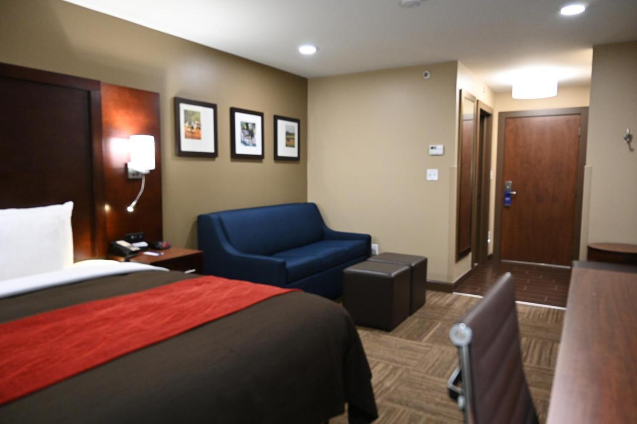 Giles Hotel Inn And Suites Pulaski Zewnętrze zdjęcie