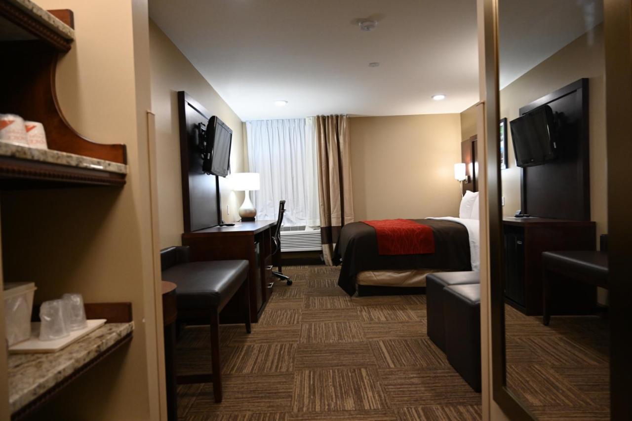 Giles Hotel Inn And Suites Pulaski Zewnętrze zdjęcie